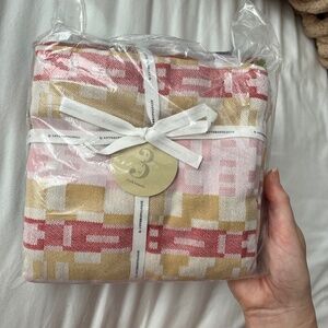 Anthropologie Eloise Jacquard Dish Towels, Set of 3, Unopened